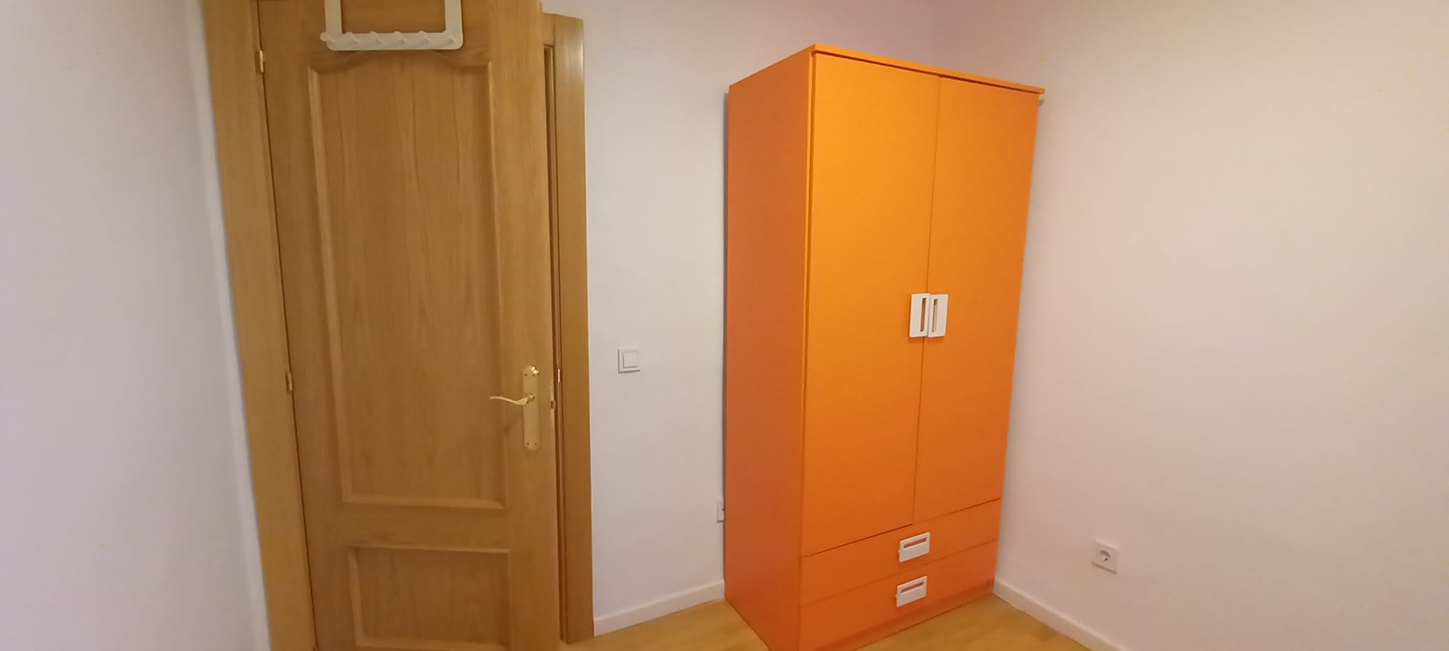 HABITACIN 1 BIS.jpeg